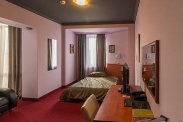 Фото номера Одноместный номер Отель Diplomat Plaza Hotel &amp; Resort г. Луковит 6